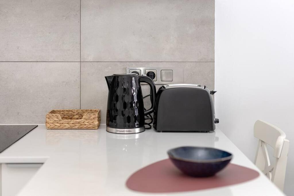 Apartament Ecru 1-bedroom With Parking And Balcony